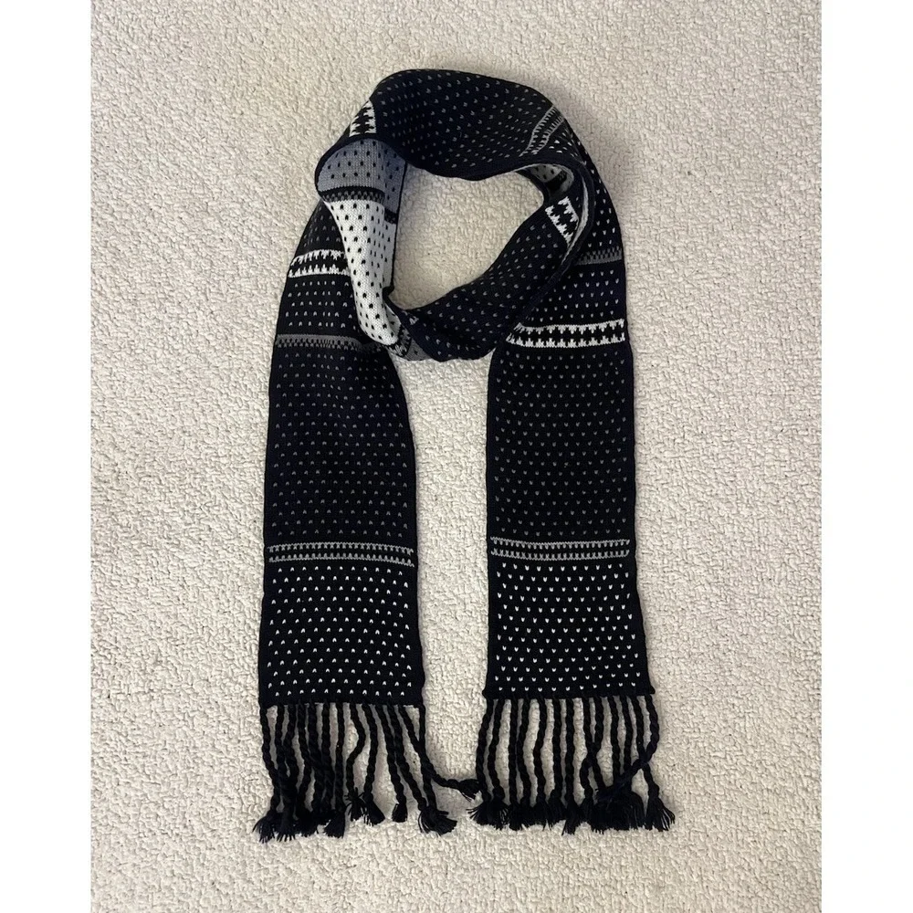 V.‎ Fraas Scarf Knit Tassel Boho Retro Geometric Black White Winter Accessory